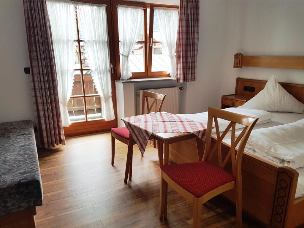 Gasthof Altes Forsthaus 拉姆绍 外观 照片